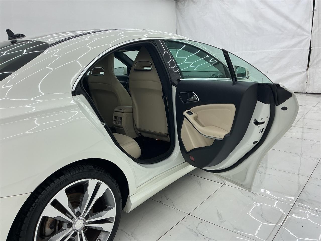 Mercedes-Benz CLA 4dr Sdn CLA 250 FWD 2016
