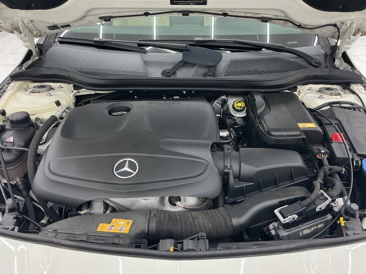 Mercedes-Benz CLA 4dr Sdn CLA 250 FWD 2016