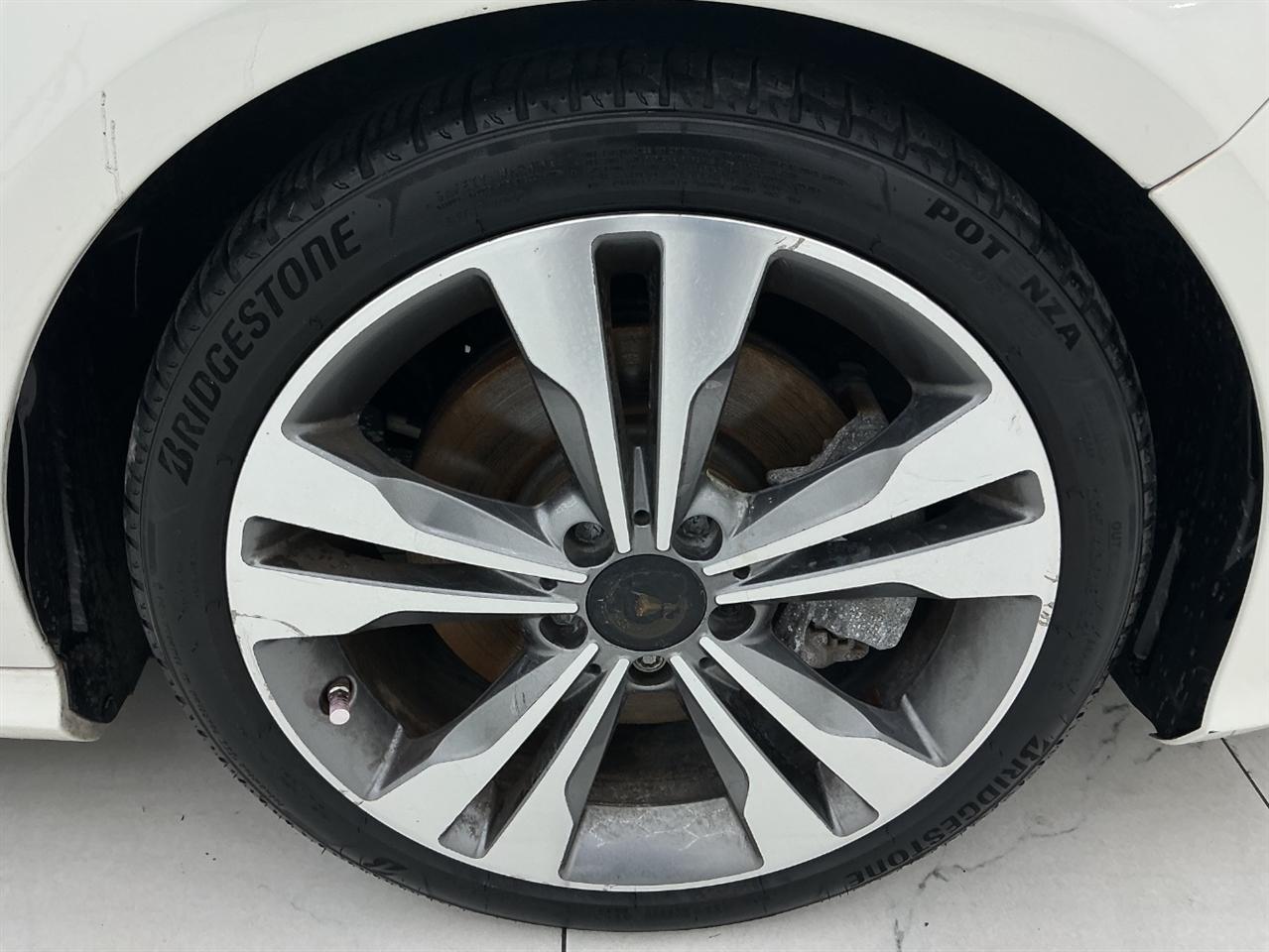 Mercedes-Benz CLA 4dr Sdn CLA 250 FWD 2016