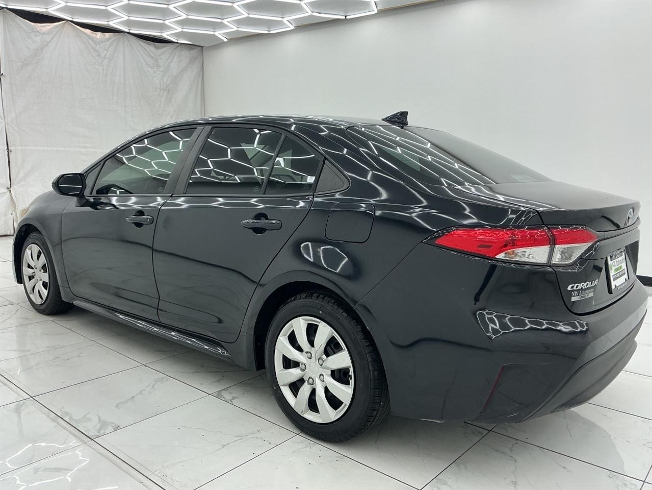 Toyota Corolla LE CVT (Natl) 2020