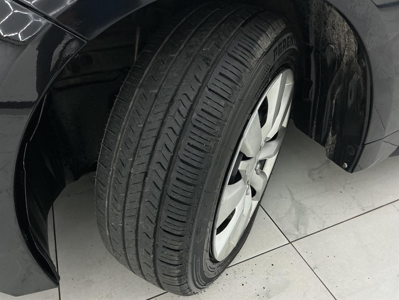 Toyota Corolla LE CVT (Natl) 2020