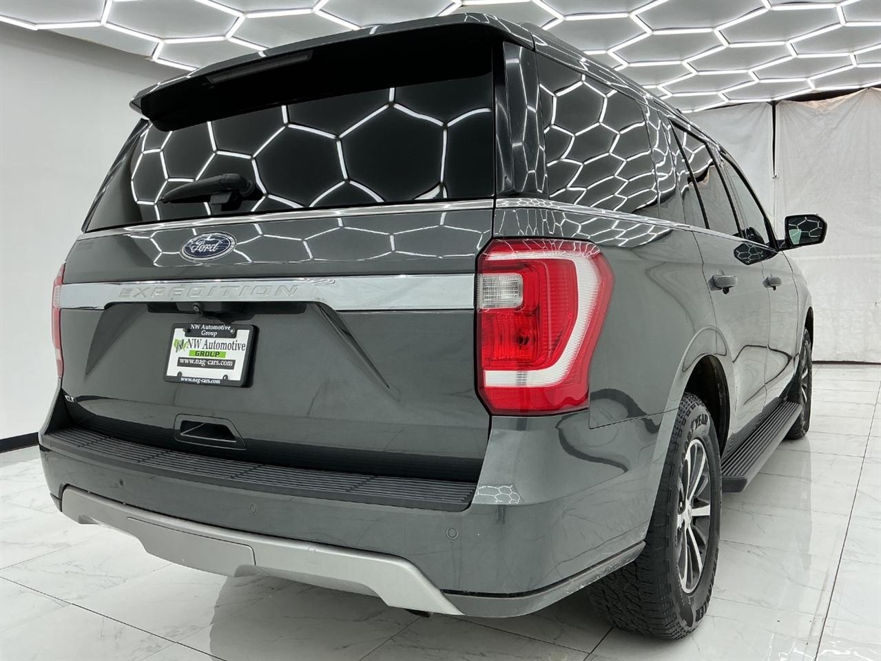 Ford Expedition XLT 4x4 2020