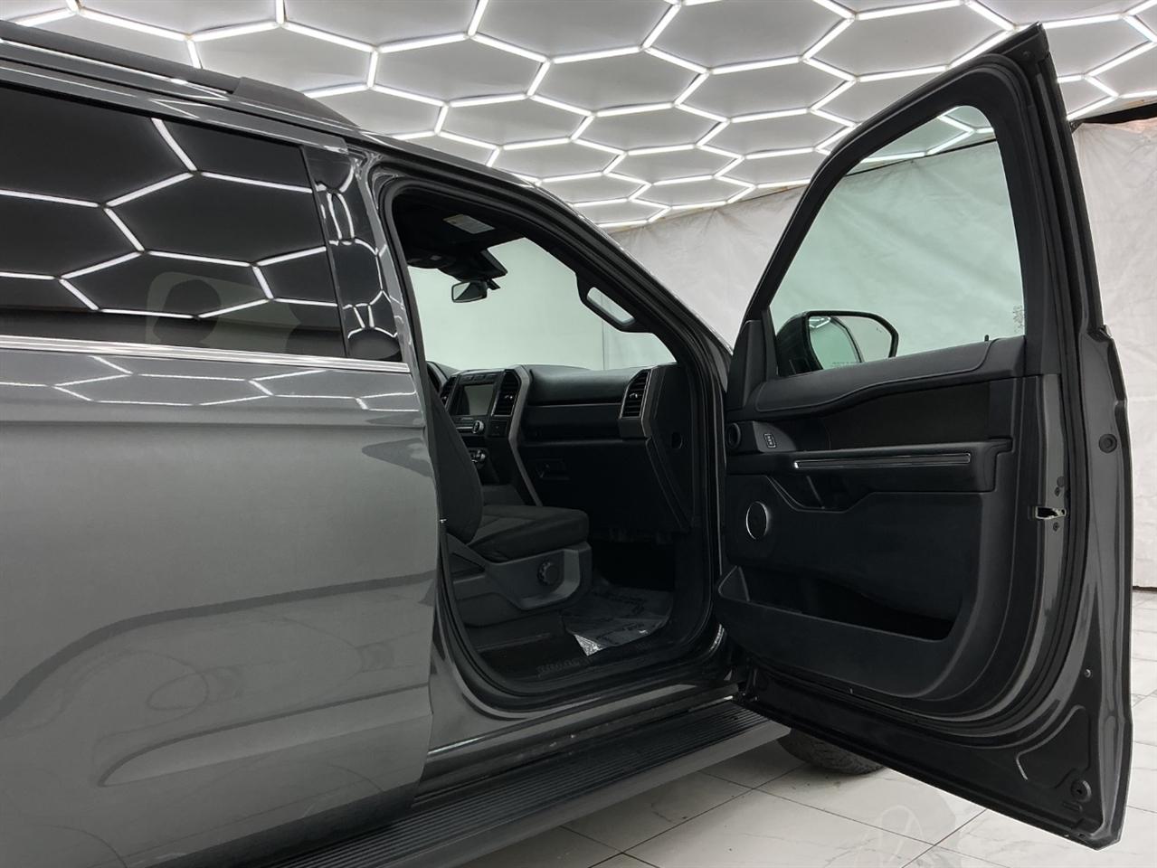 Ford Expedition XLT 4x4 2020