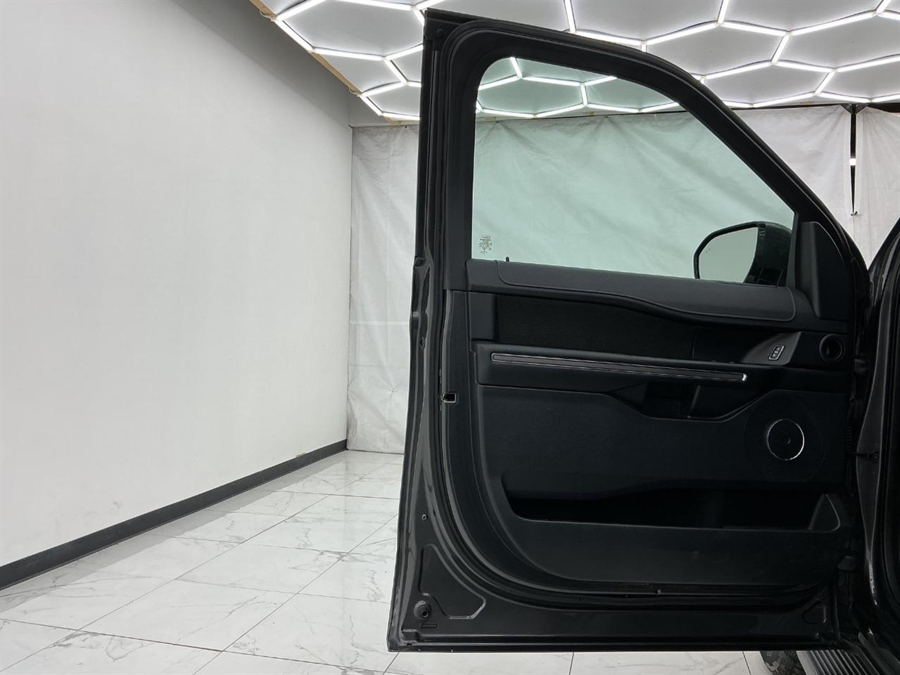 Ford Expedition XLT 4x4 2020