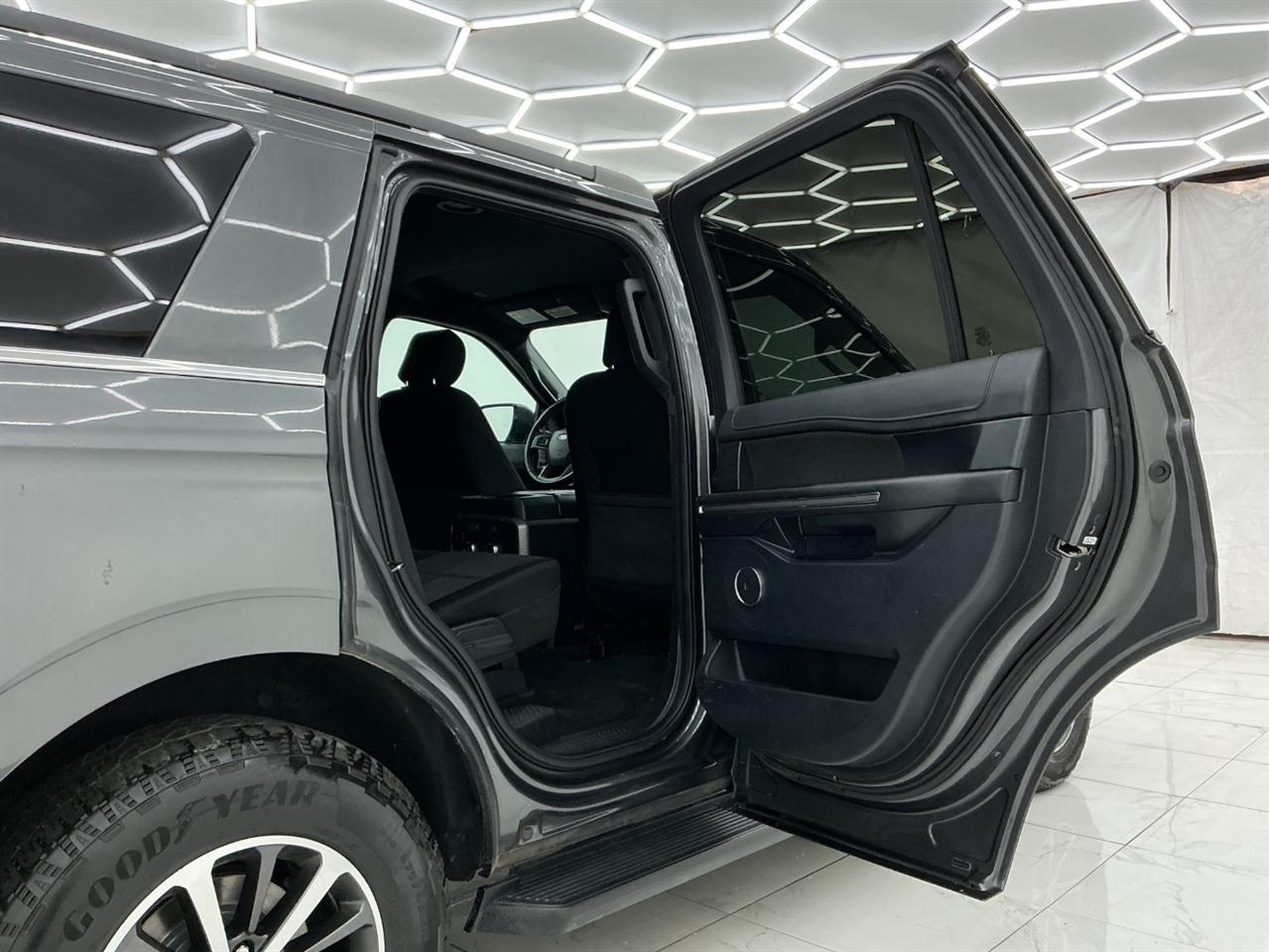 Ford Expedition XLT 4x4 2020