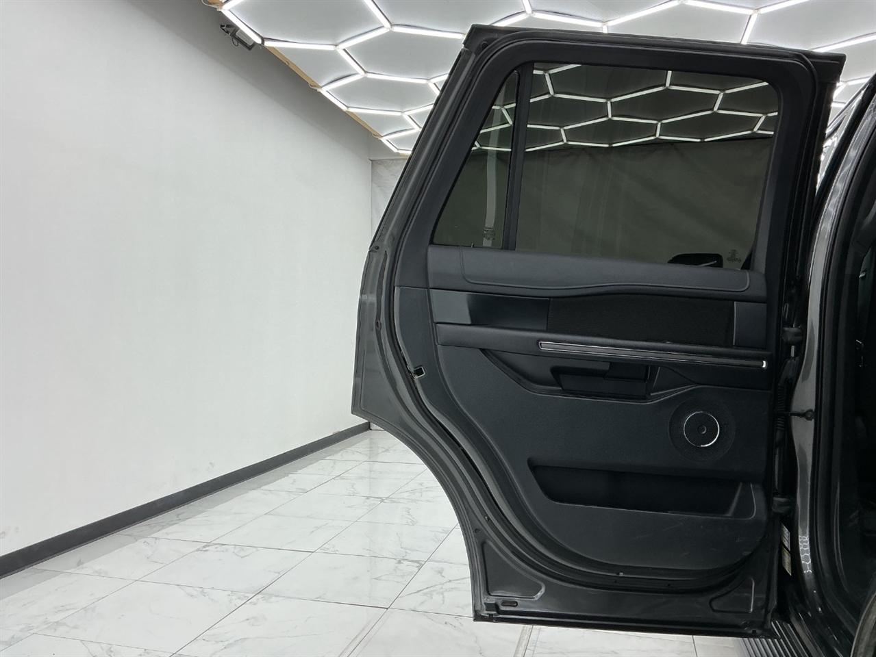 Ford Expedition XLT 4x4 2020