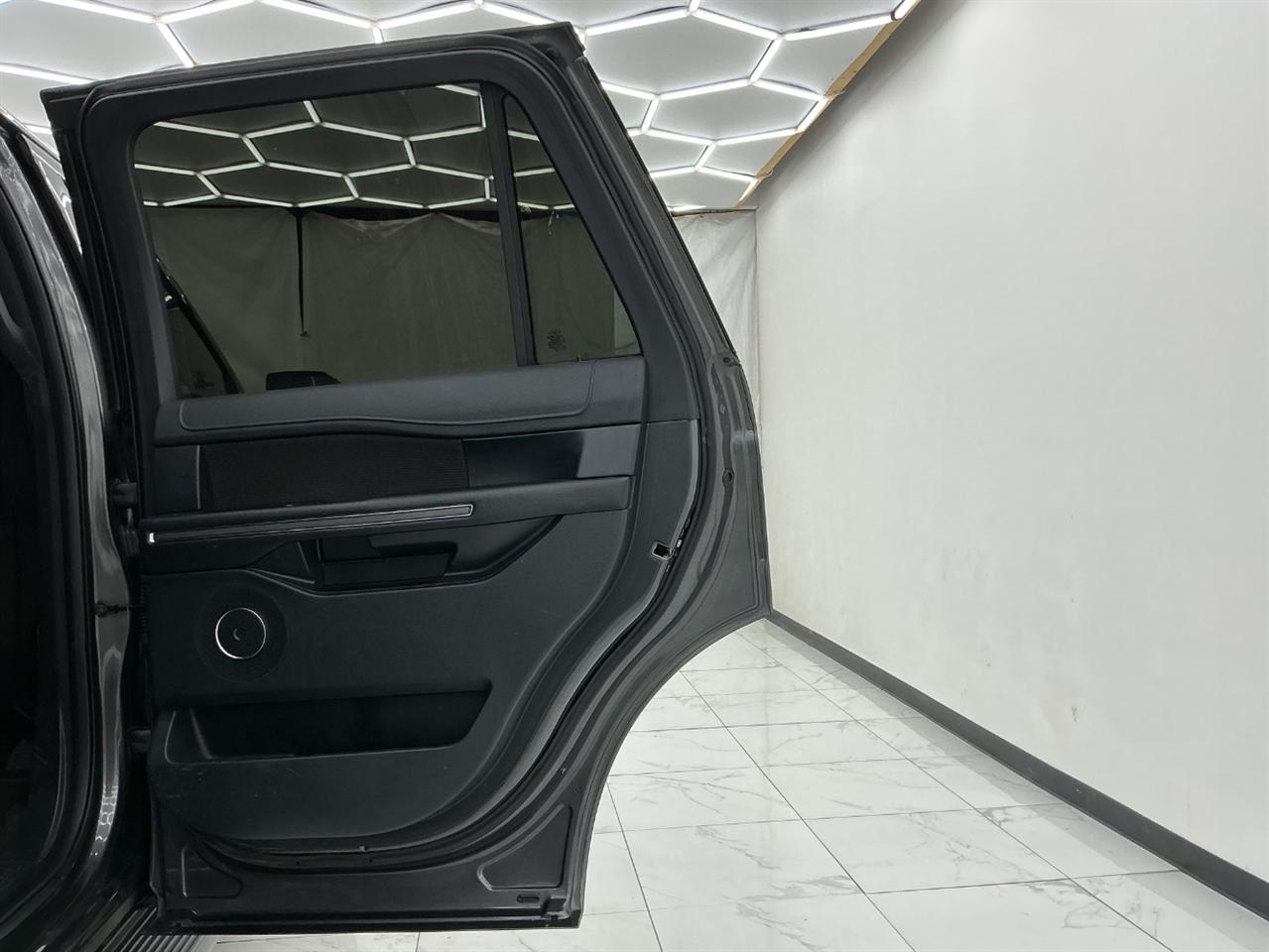 Ford Expedition XLT 4x4 2020