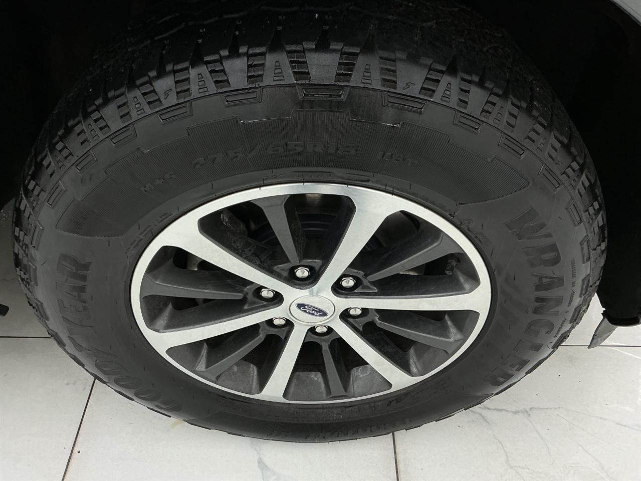 Ford Expedition XLT 4x4 2020