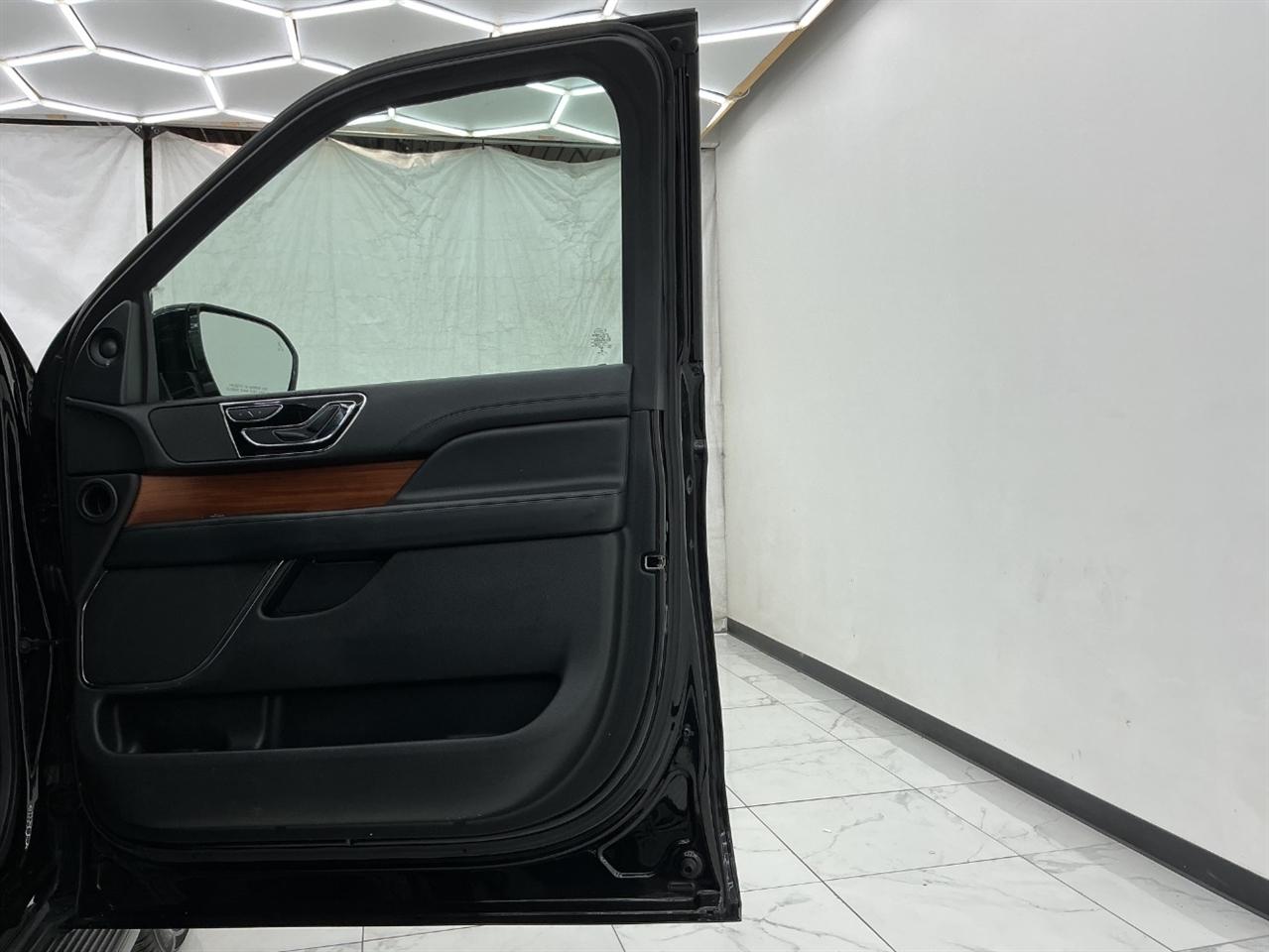 Lincoln Navigator 4x2 Premiere 2018