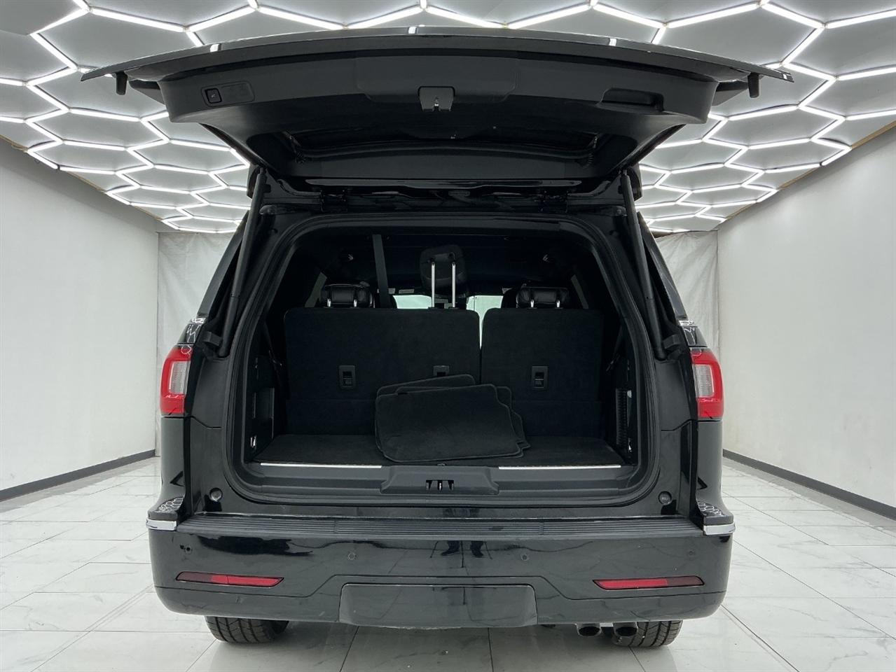 Lincoln Navigator 4x2 Premiere 2018