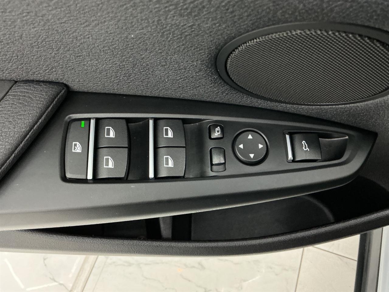 BMW X3 xDrive28i Sports Activity Vehicle 2017