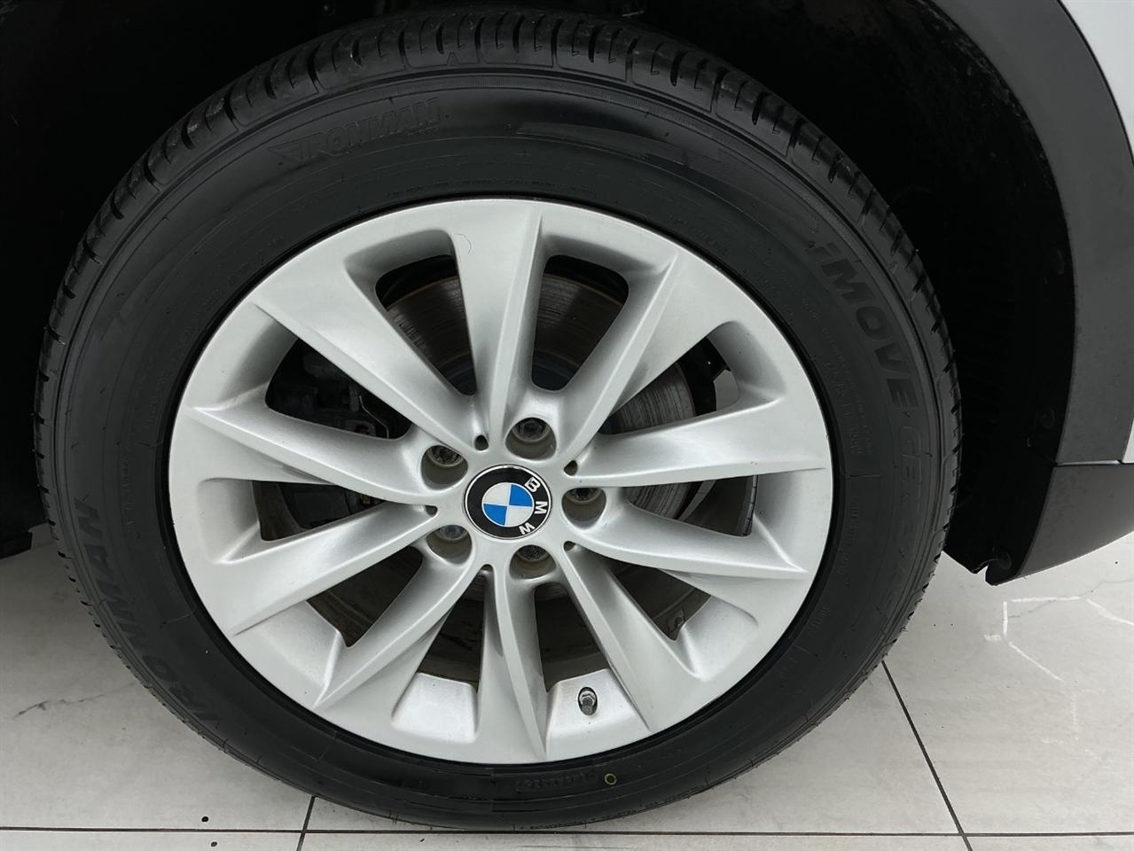 BMW X3 xDrive28i Sports Activity Vehicle 2017