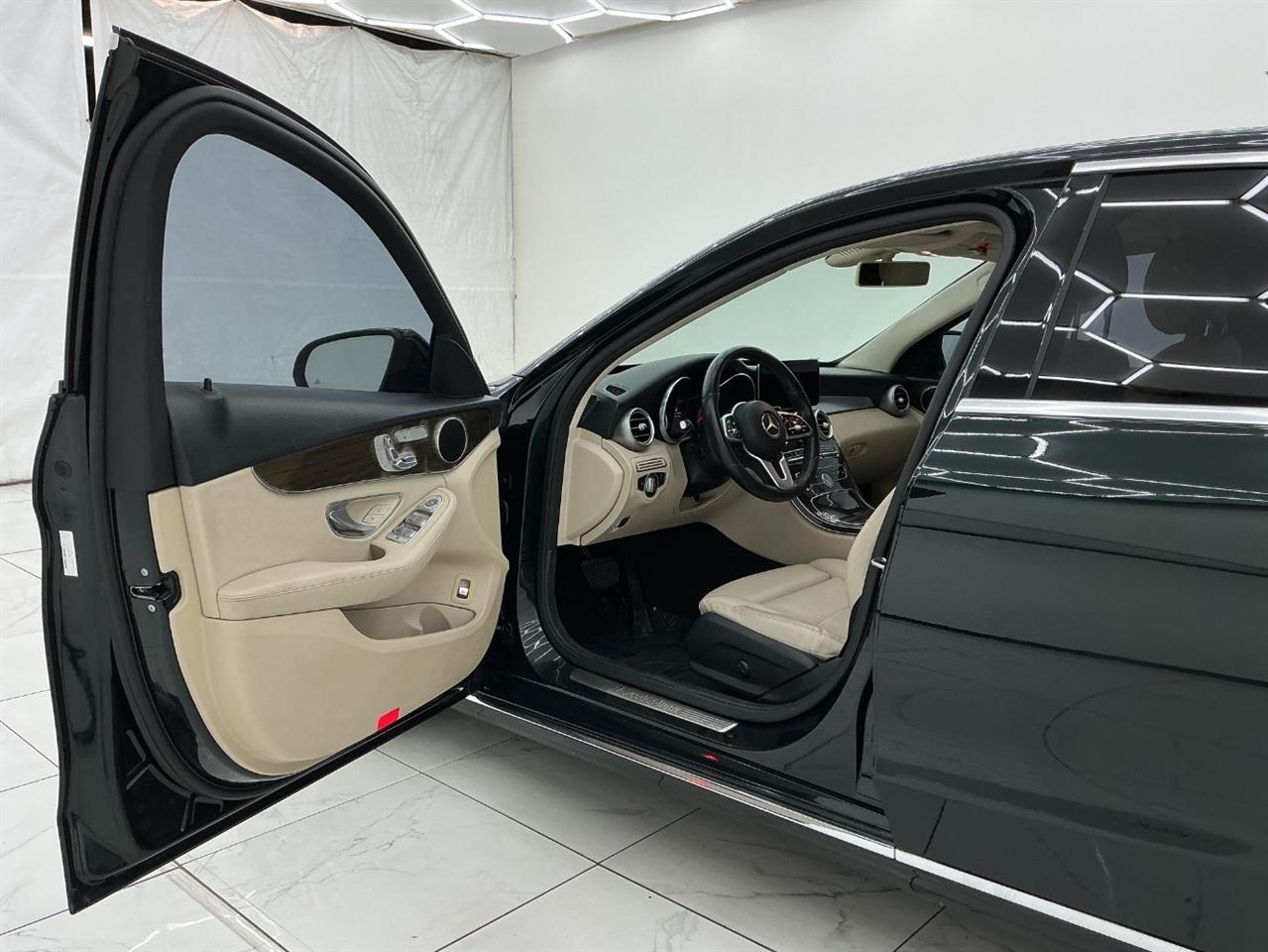 Mercedes-Benz C-Class C 300 Sedan 2019