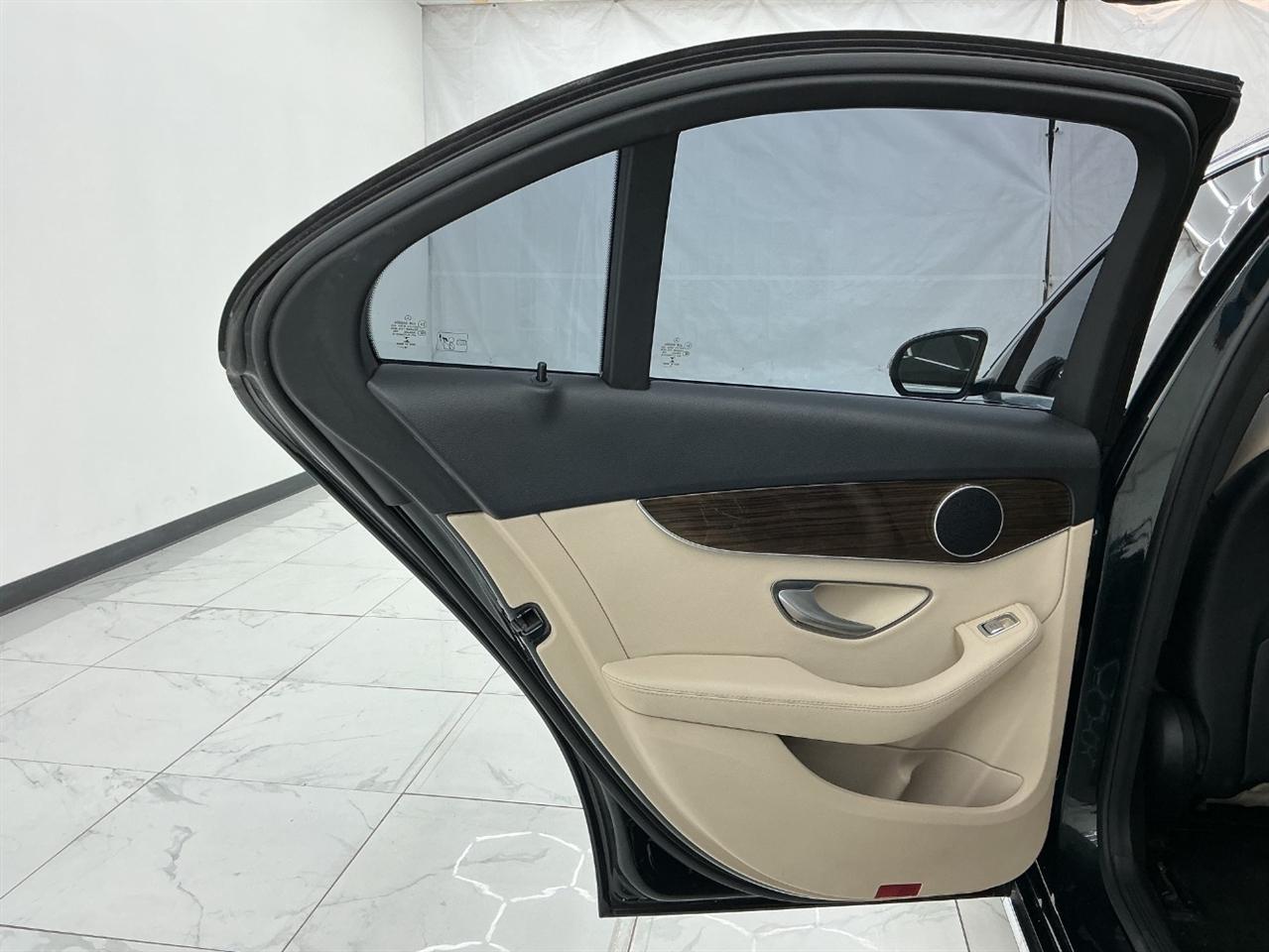 Mercedes-Benz C-Class C 300 Sedan 2019