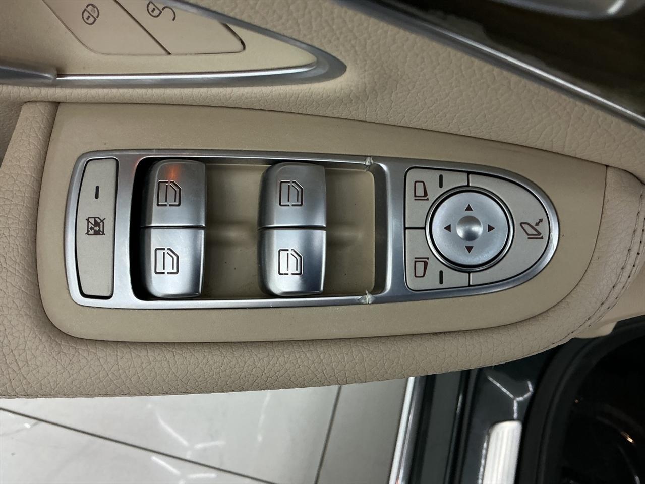 Mercedes-Benz C-Class C 300 Sedan 2019