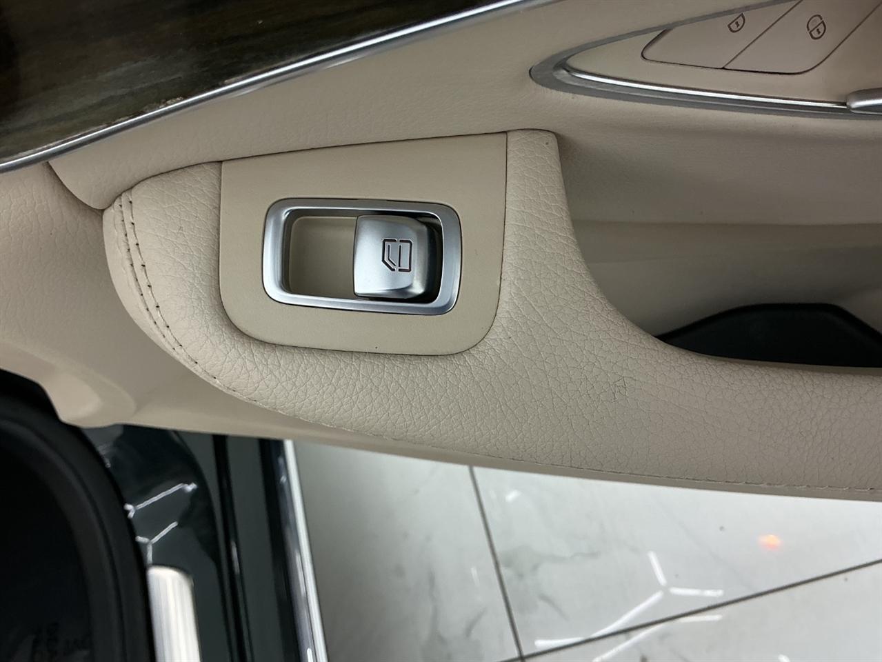 Mercedes-Benz C-Class C 300 Sedan 2019