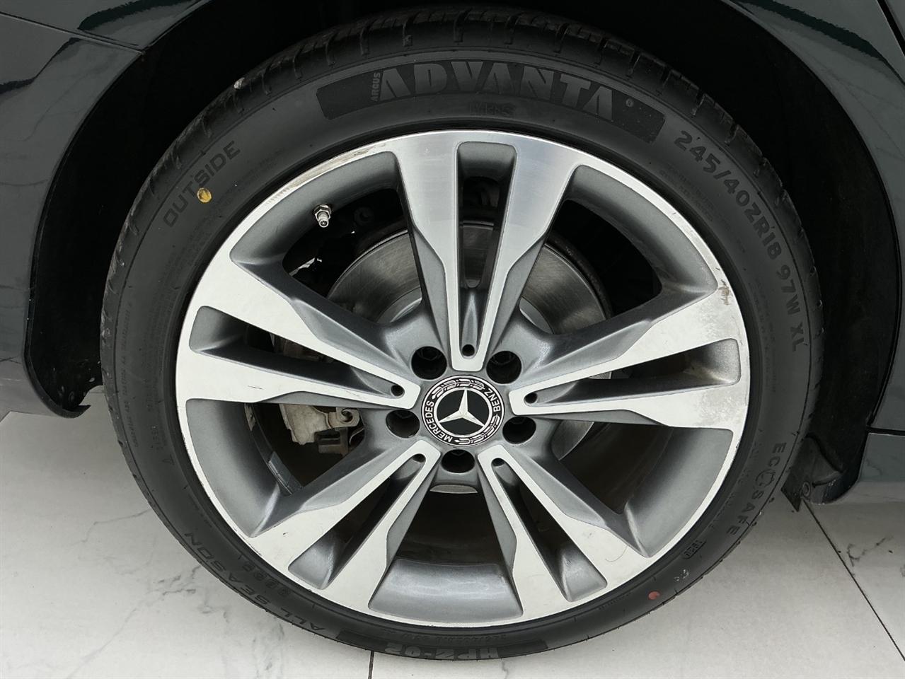 Mercedes-Benz C-Class C 300 Sedan 2019