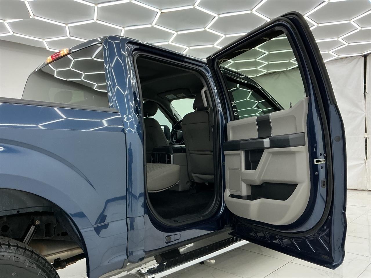 Ford 150 King Ranch 4WD SuperCrew 5.5' Box 2018