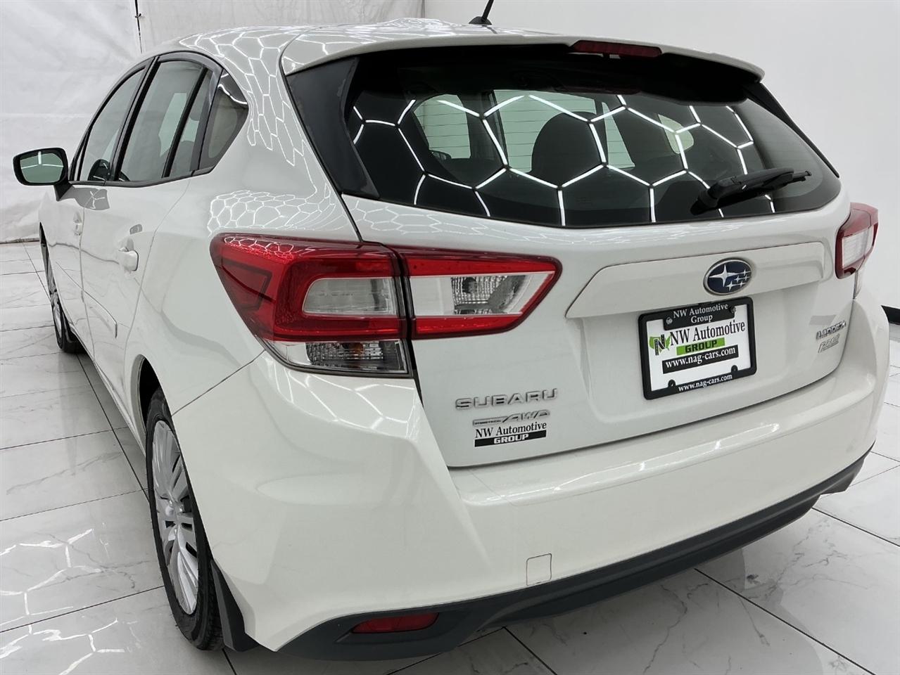Subaru Impreza 2.0i 5-door CVT 2017