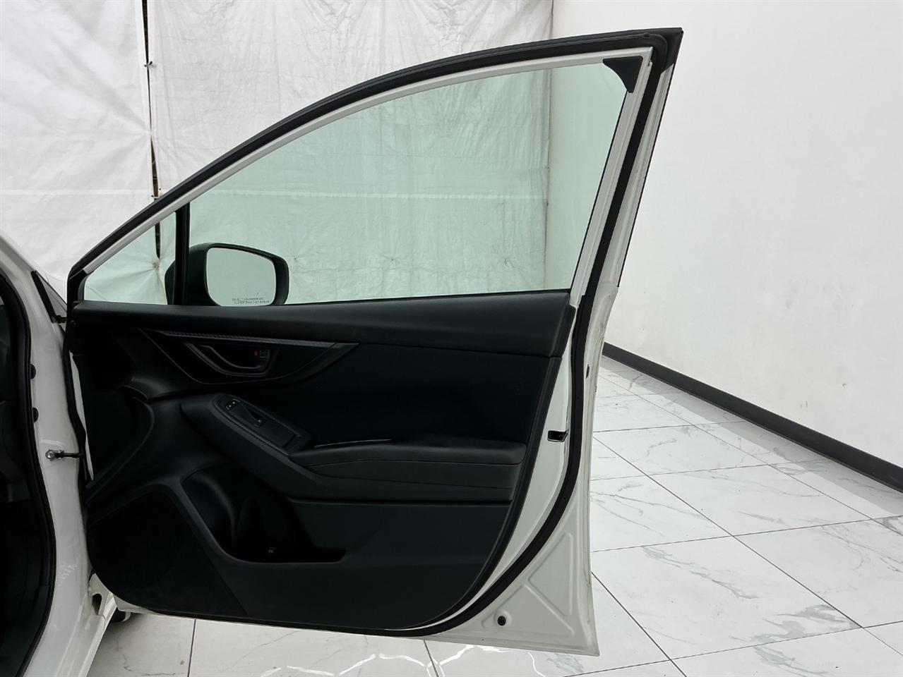 Subaru Impreza 2.0i 5-door CVT 2017