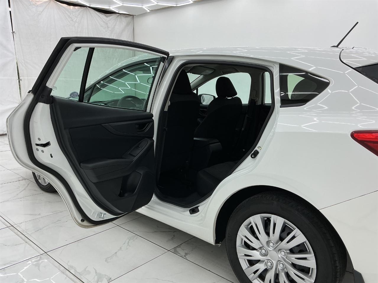 Subaru Impreza 2.0i 5-door CVT 2017