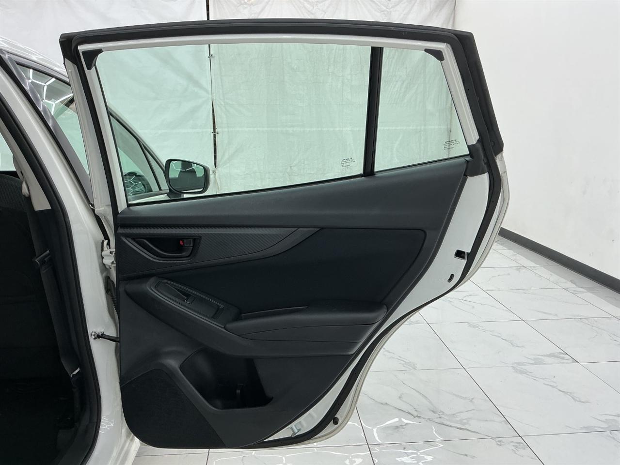 Subaru Impreza 2.0i 5-door CVT 2017