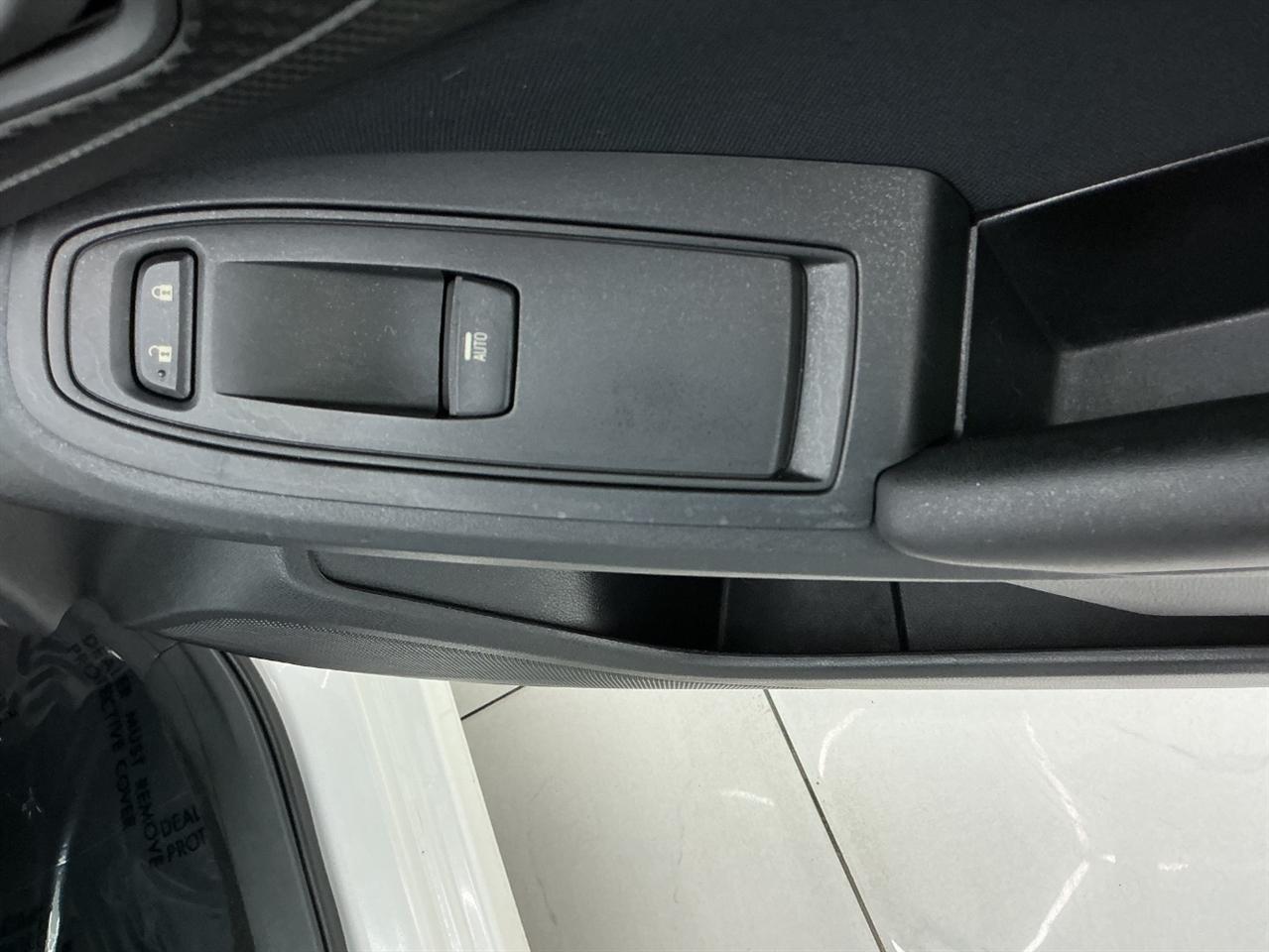 Subaru Impreza 2.0i 5-door CVT 2017