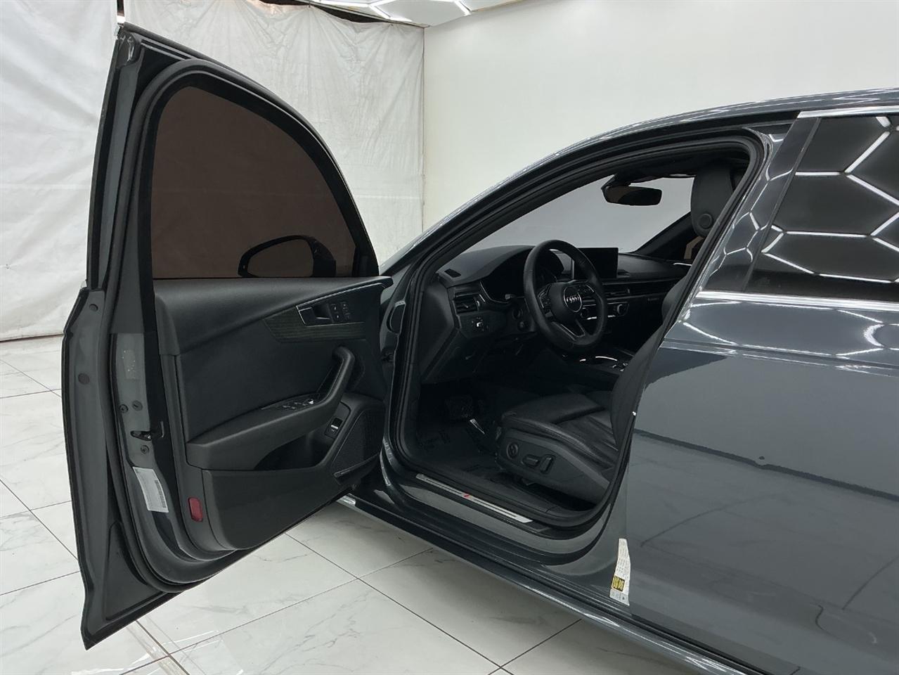 Audi A4 2.0 TFSI Tech Premium Plus S Tronic quattro AWD 2018