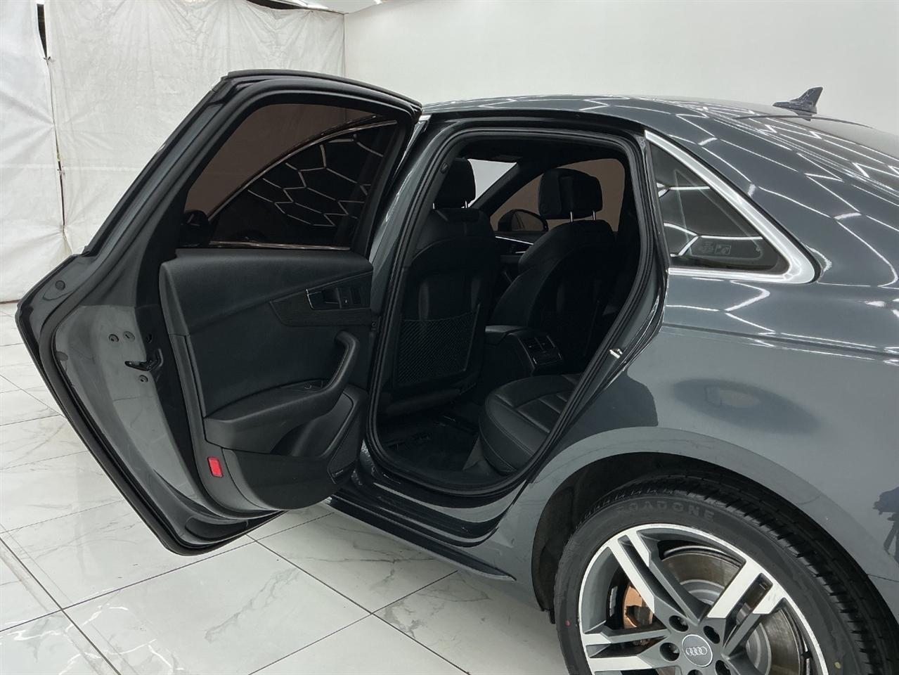 Audi A4 2.0 TFSI Tech Premium Plus S Tronic quattro AWD 2018
