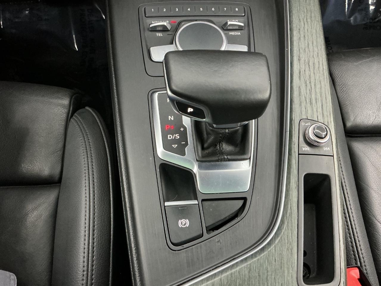 Audi A4 2.0 TFSI Tech Premium Plus S Tronic quattro AWD 2018