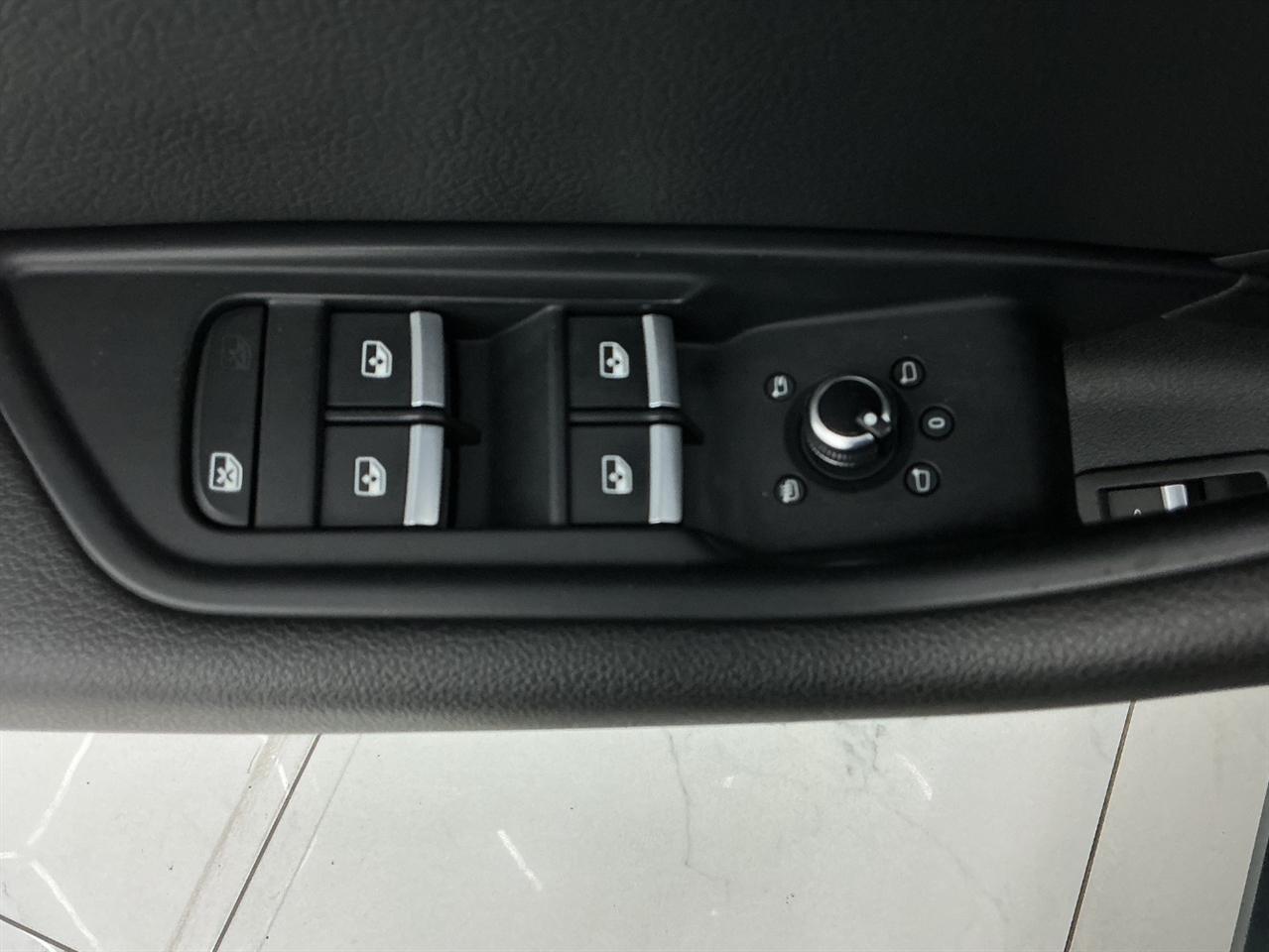 Audi A4 2.0 TFSI Tech Premium Plus S Tronic quattro AWD 2018