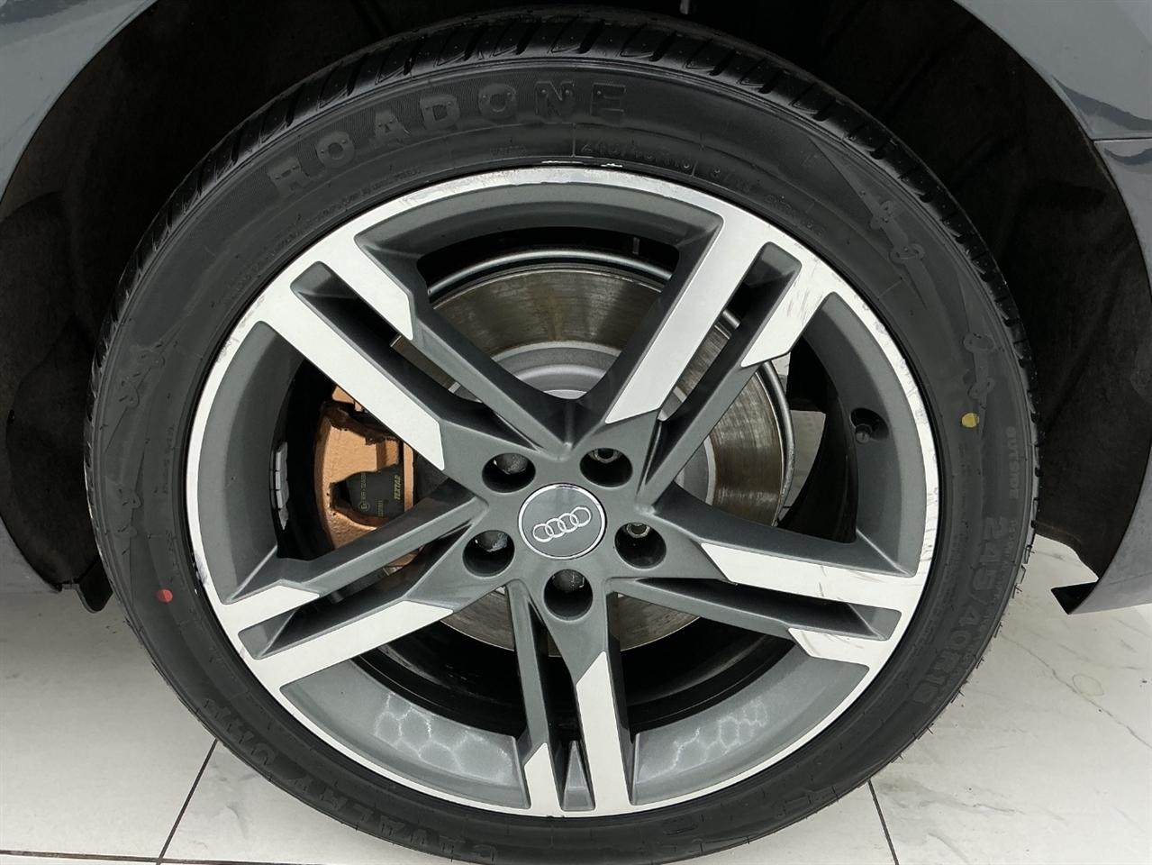Audi A4 2.0 TFSI Tech Premium Plus S Tronic quattro AWD 2018