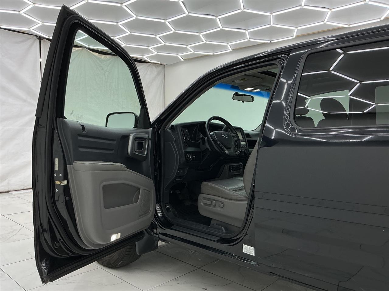 Honda Ridgeline 4WD Crew Cab RTL 2011
