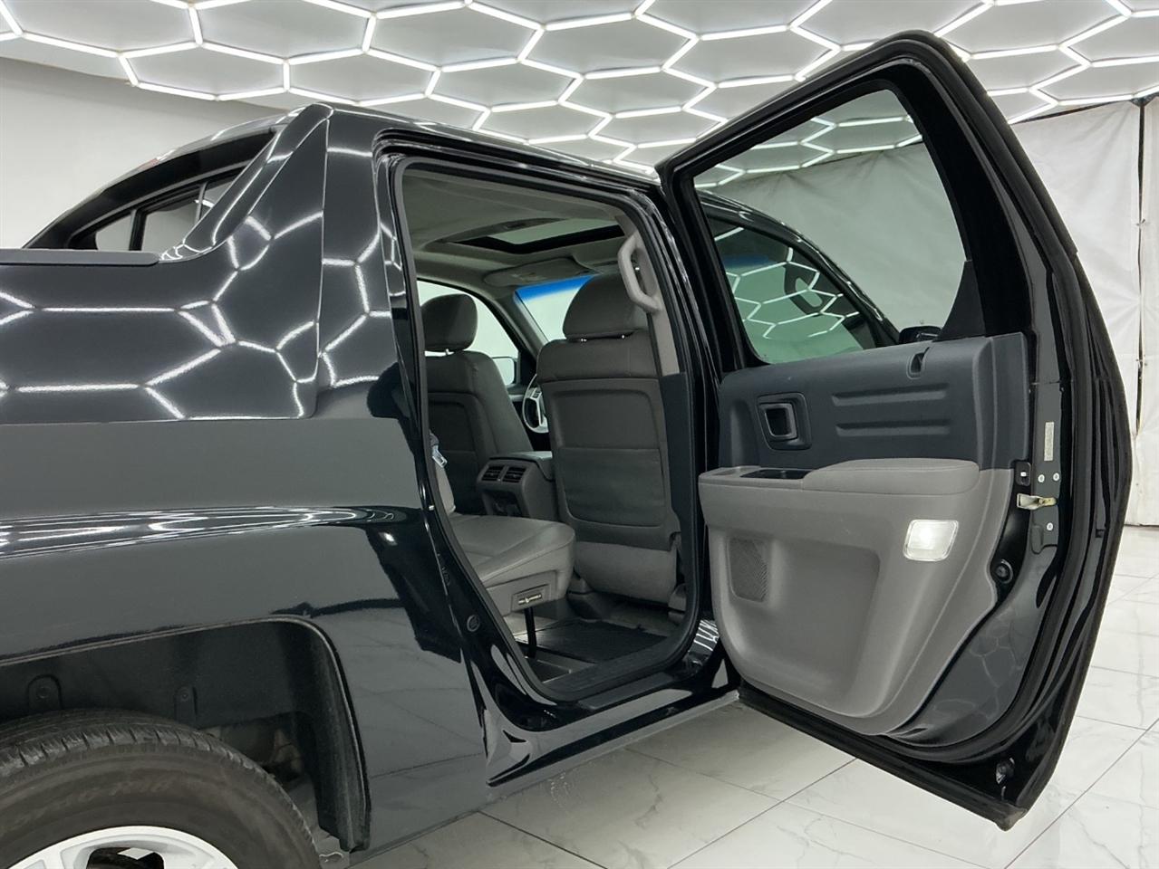 Honda Ridgeline 4WD Crew Cab RTL 2011
