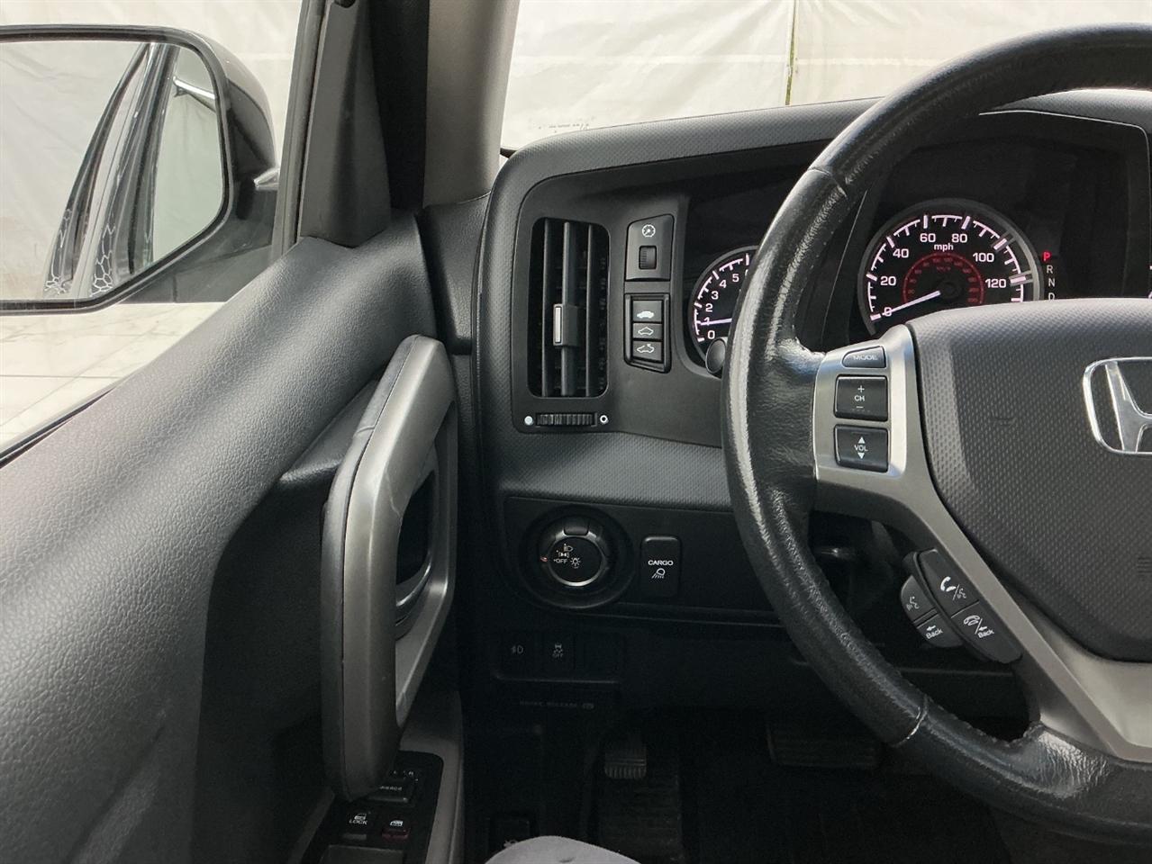 Honda Ridgeline 4WD Crew Cab RTL 2011