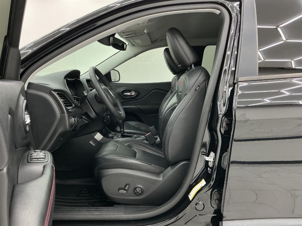 Jeep Cherokee Trailhawk 4x4 2021