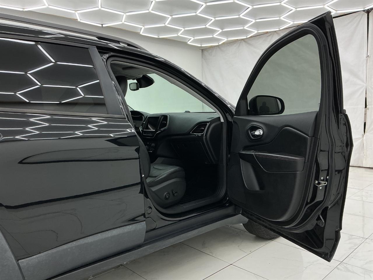 Jeep Cherokee Trailhawk 4x4 2021