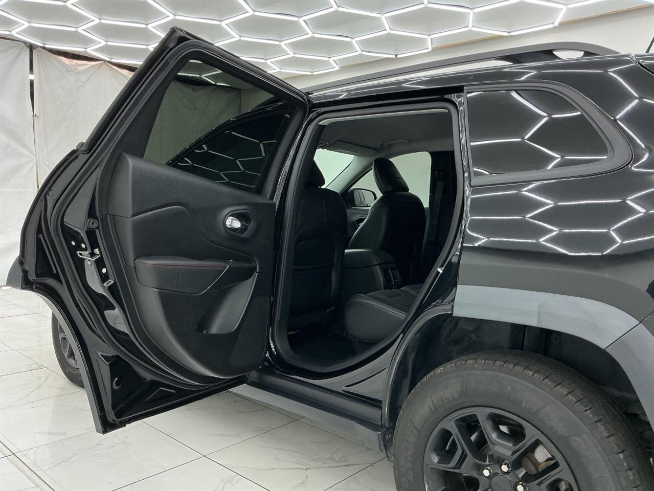 Jeep Cherokee Trailhawk 4x4 2021