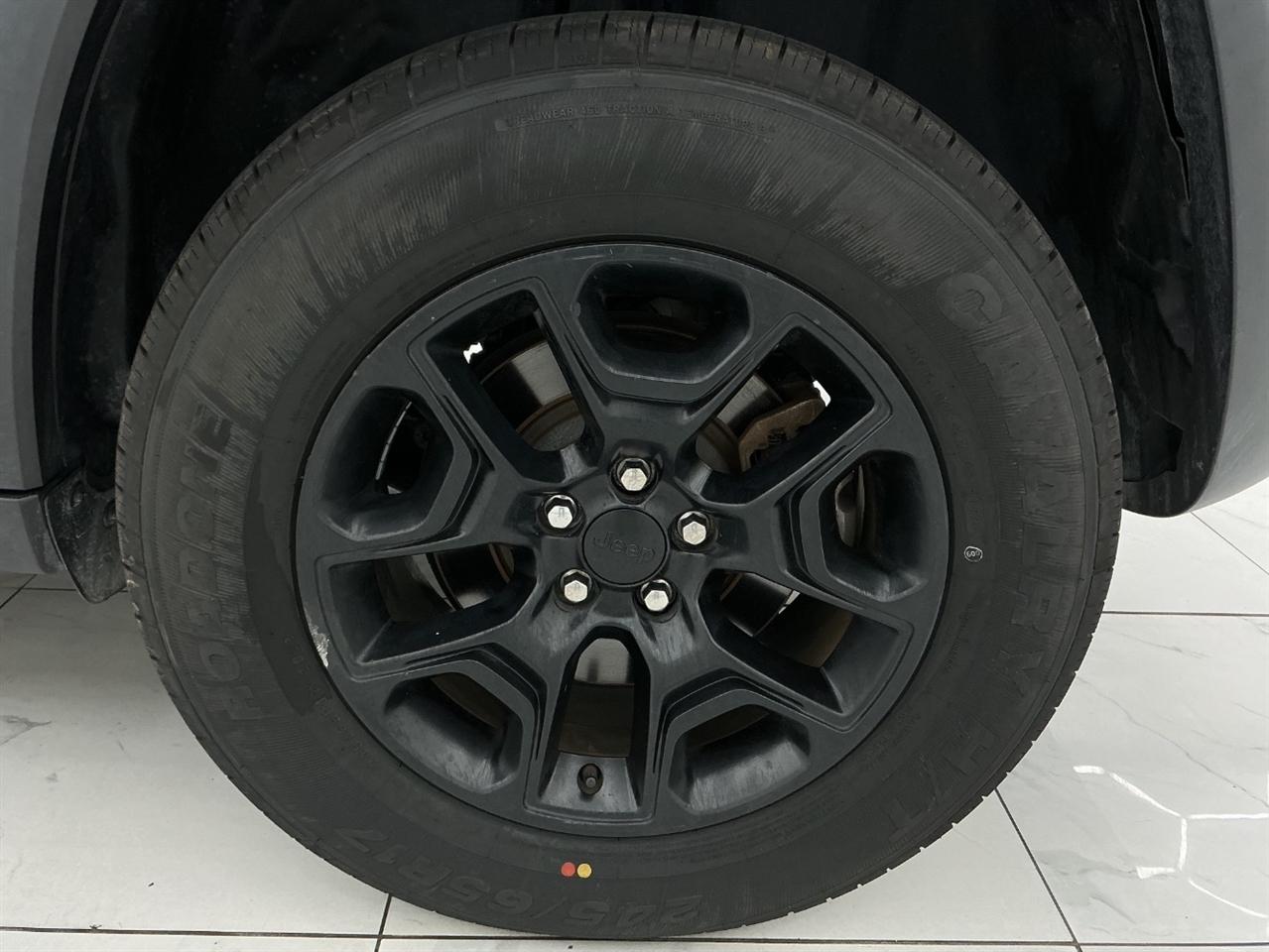 Jeep Cherokee Trailhawk 4x4 2021