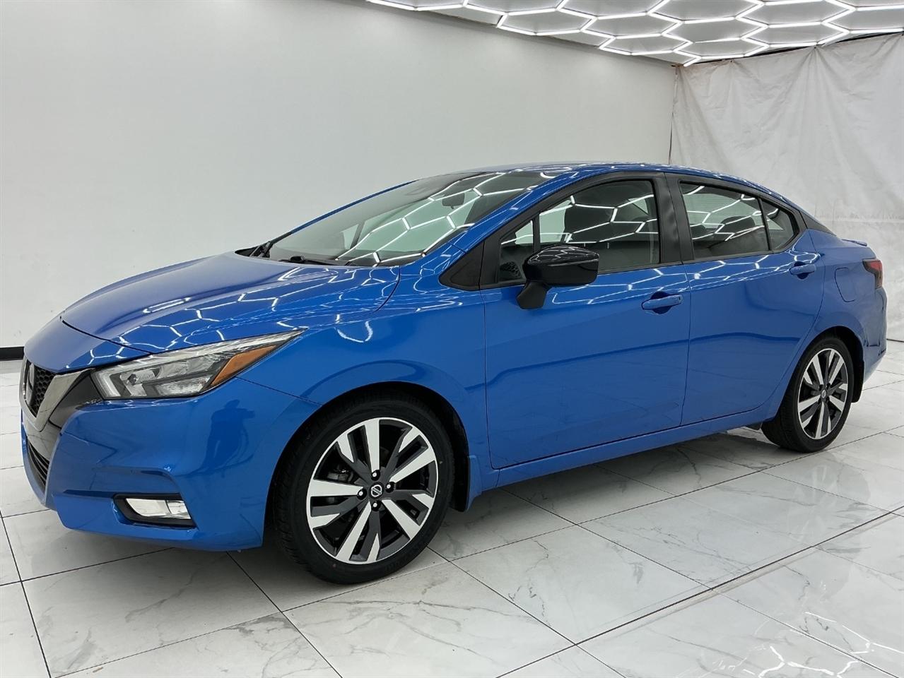 Nissan Versa SR CVT 2020