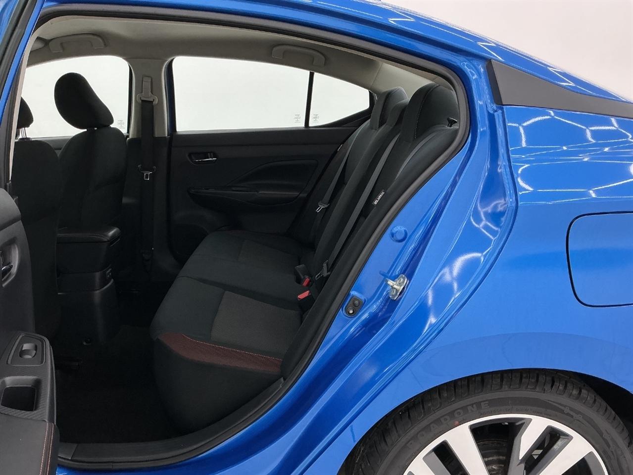Nissan Versa SR CVT 2020