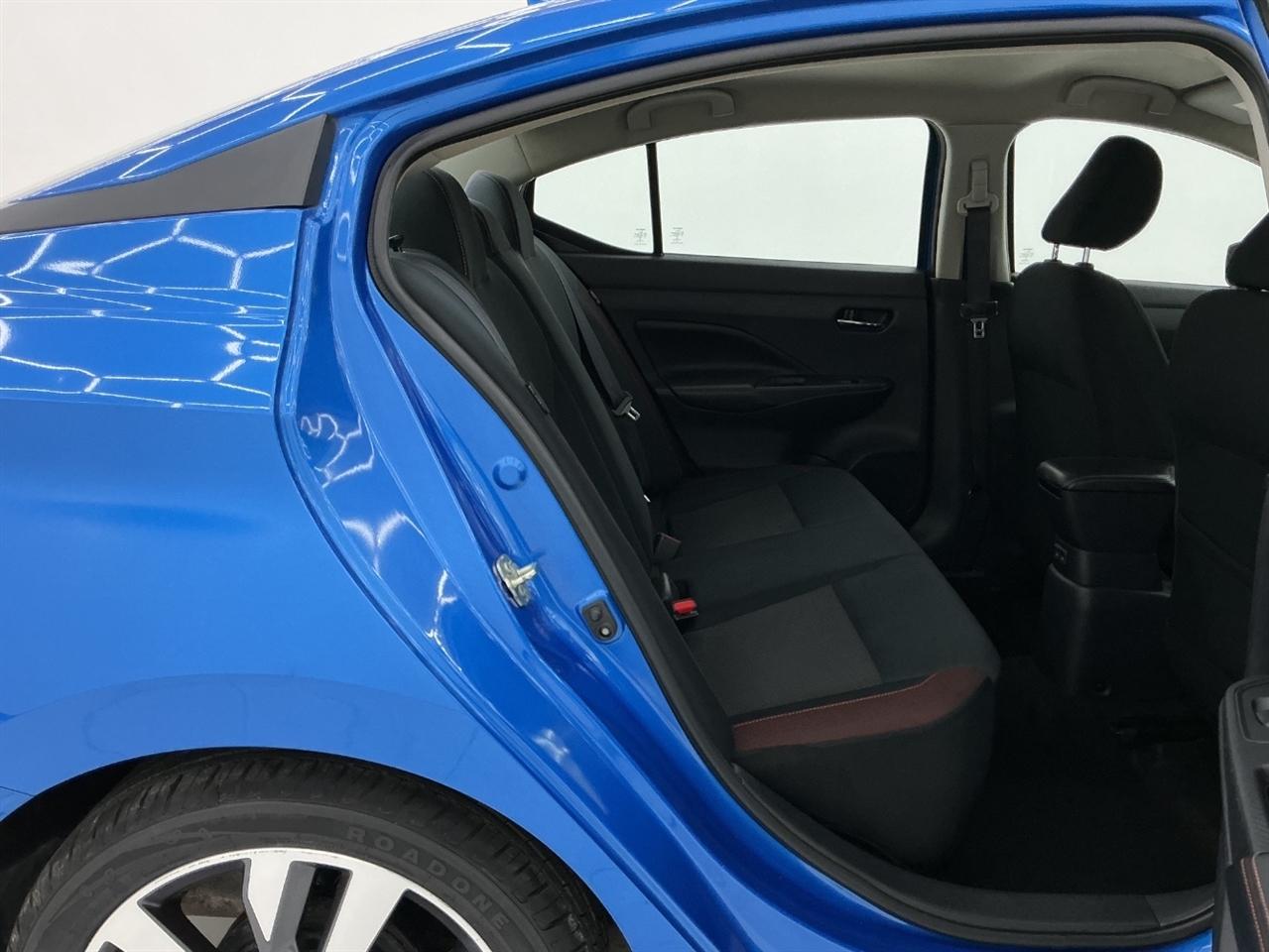 Nissan Versa SR CVT 2020