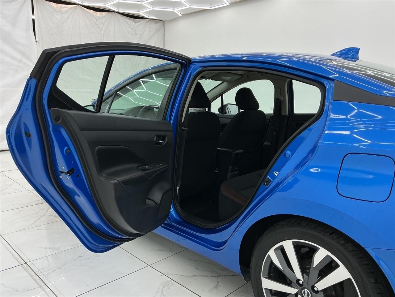 Nissan Versa SR CVT 2020