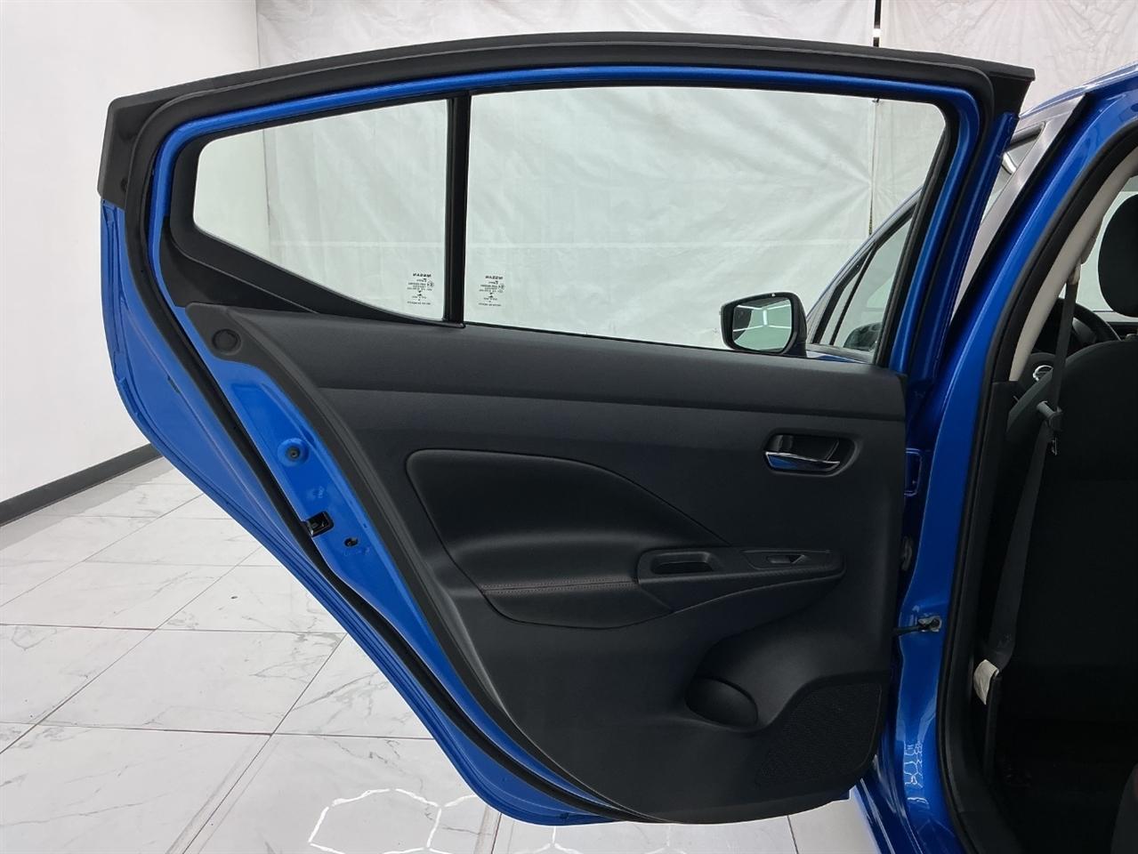 Nissan Versa SR CVT 2020