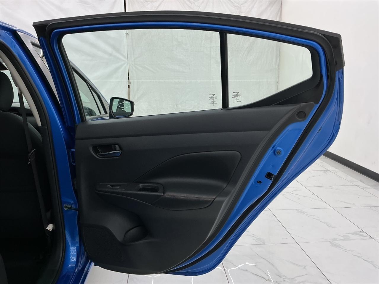 Nissan Versa SR CVT 2020