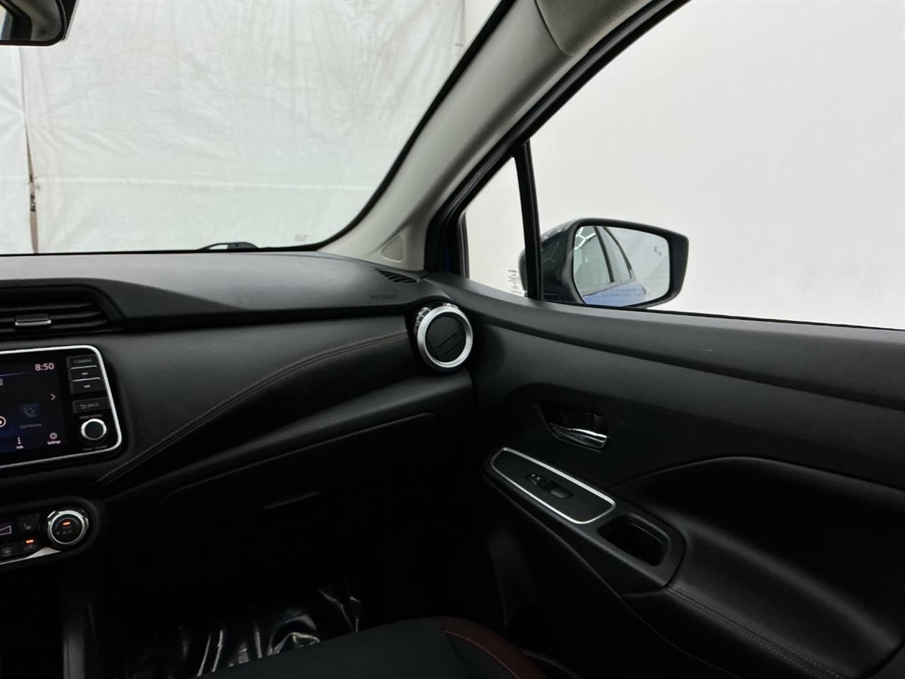 Nissan Versa SR CVT 2020