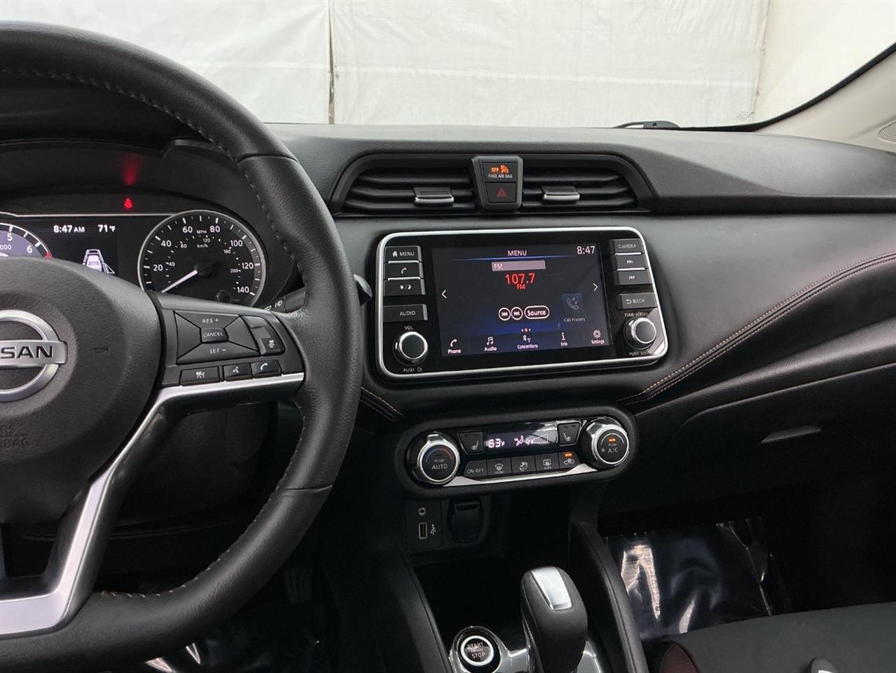 Nissan Versa SR CVT 2020