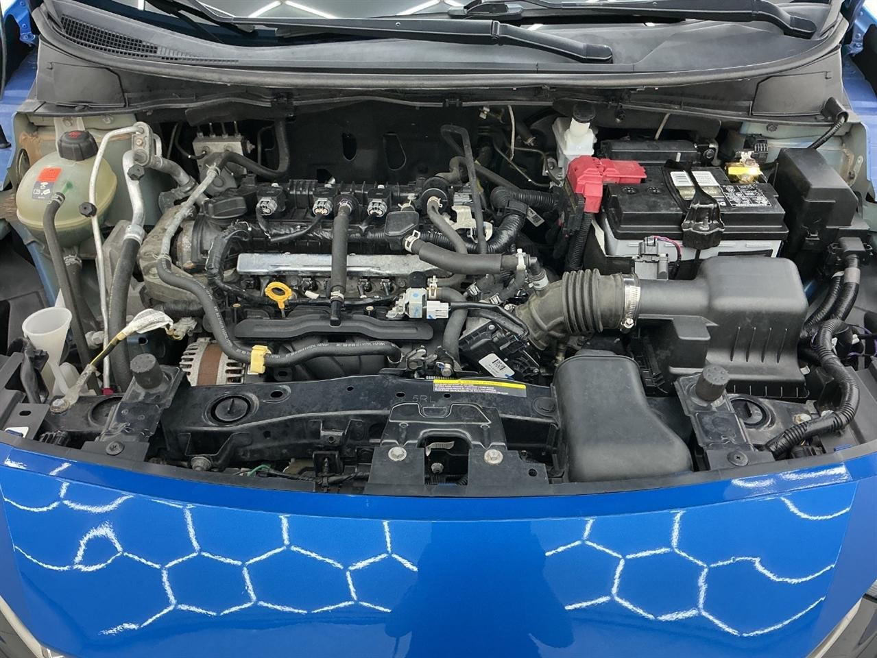 Nissan Versa SR CVT 2020