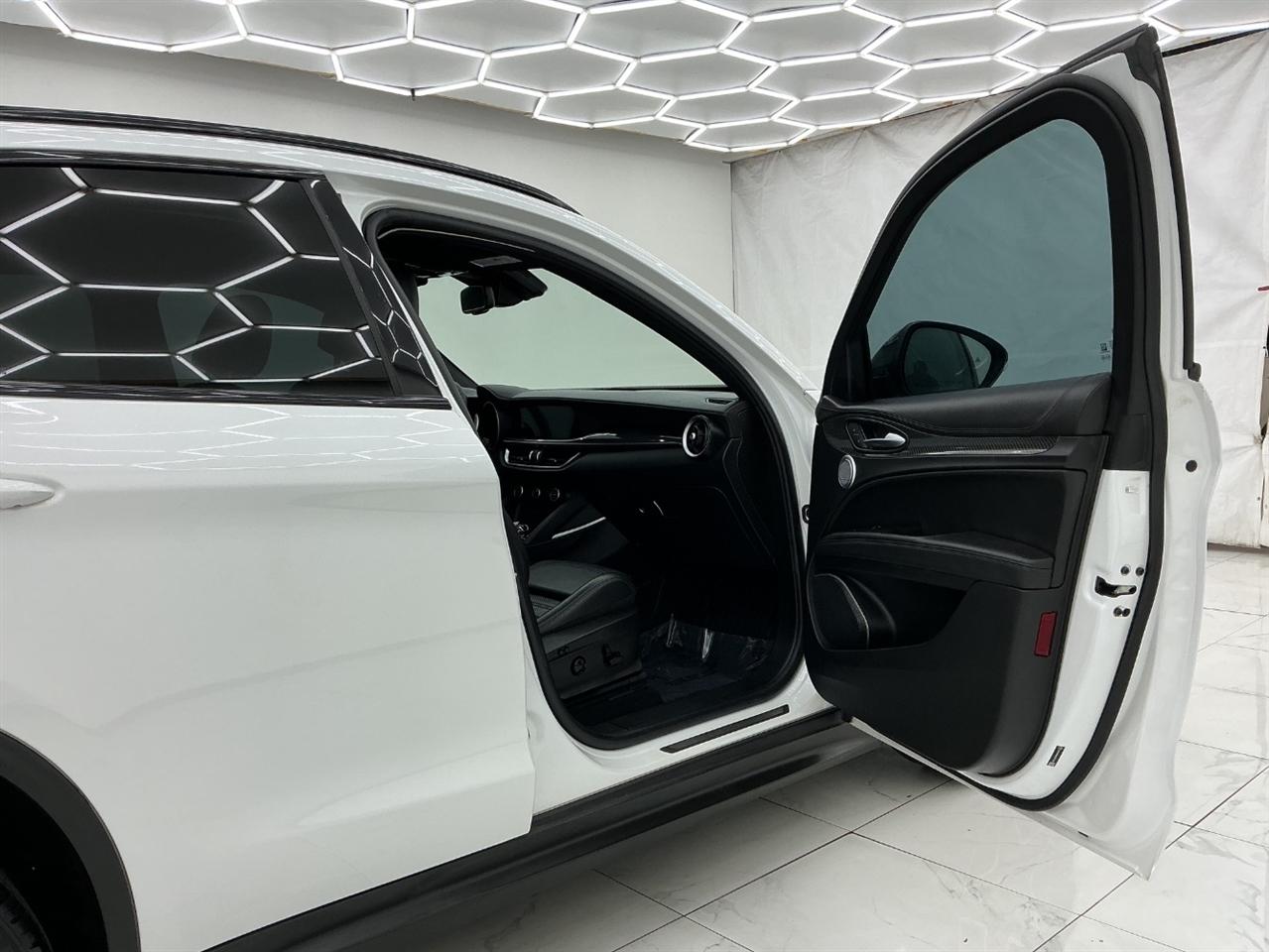 Alfa Romeo Stelvio Ti Sport Carbon AWD 2019