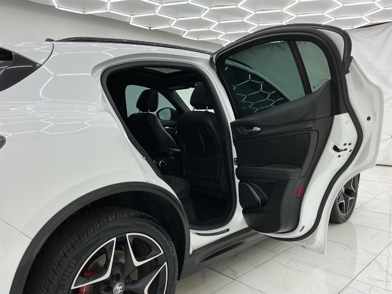 Alfa Romeo Stelvio Ti Sport Carbon AWD 2019